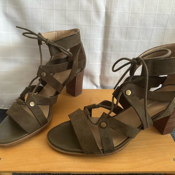 Naturalizer Leather Strappy Heeled Sandal - Picture 2 of 2